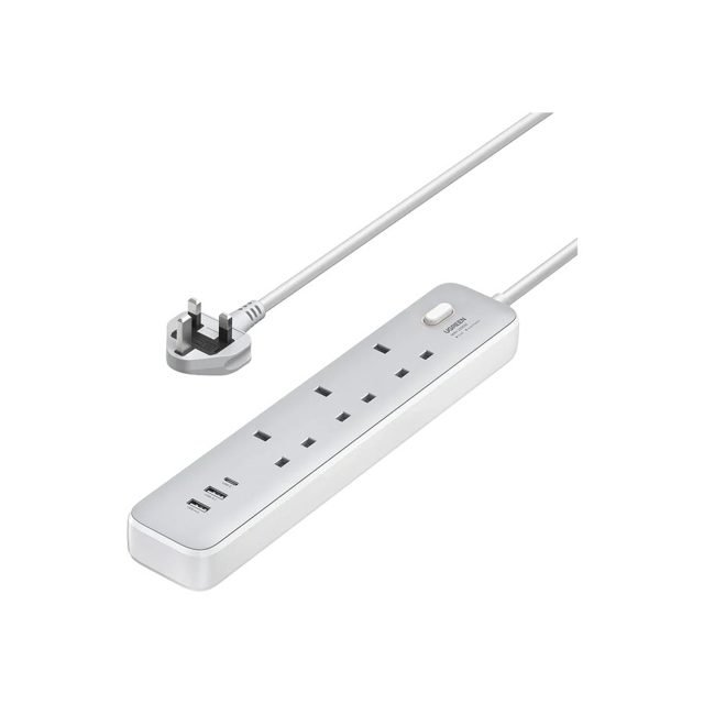 UGREEN Surge Protector